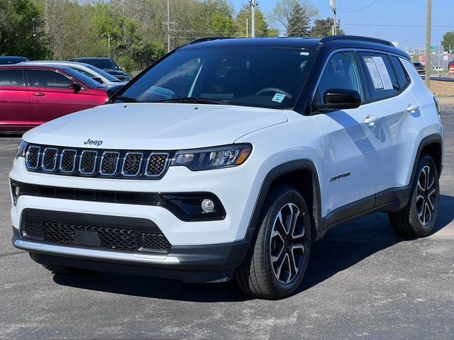 Used 2024 Jeep Compass Limited AWD/4WD image 37