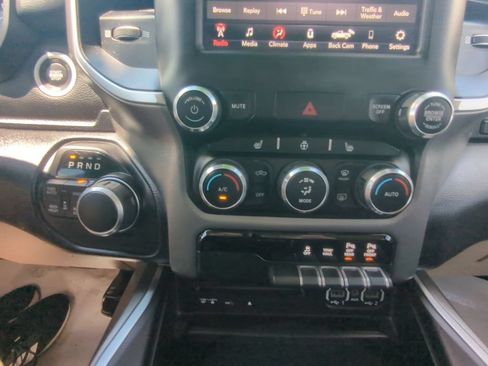 Used 2019 RAM 1500 Big Horn AWD/4WD image 19