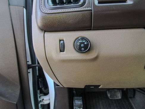 Used 2016 GMC Canyon SLE w/ SLE Convenience Package RWD image 18