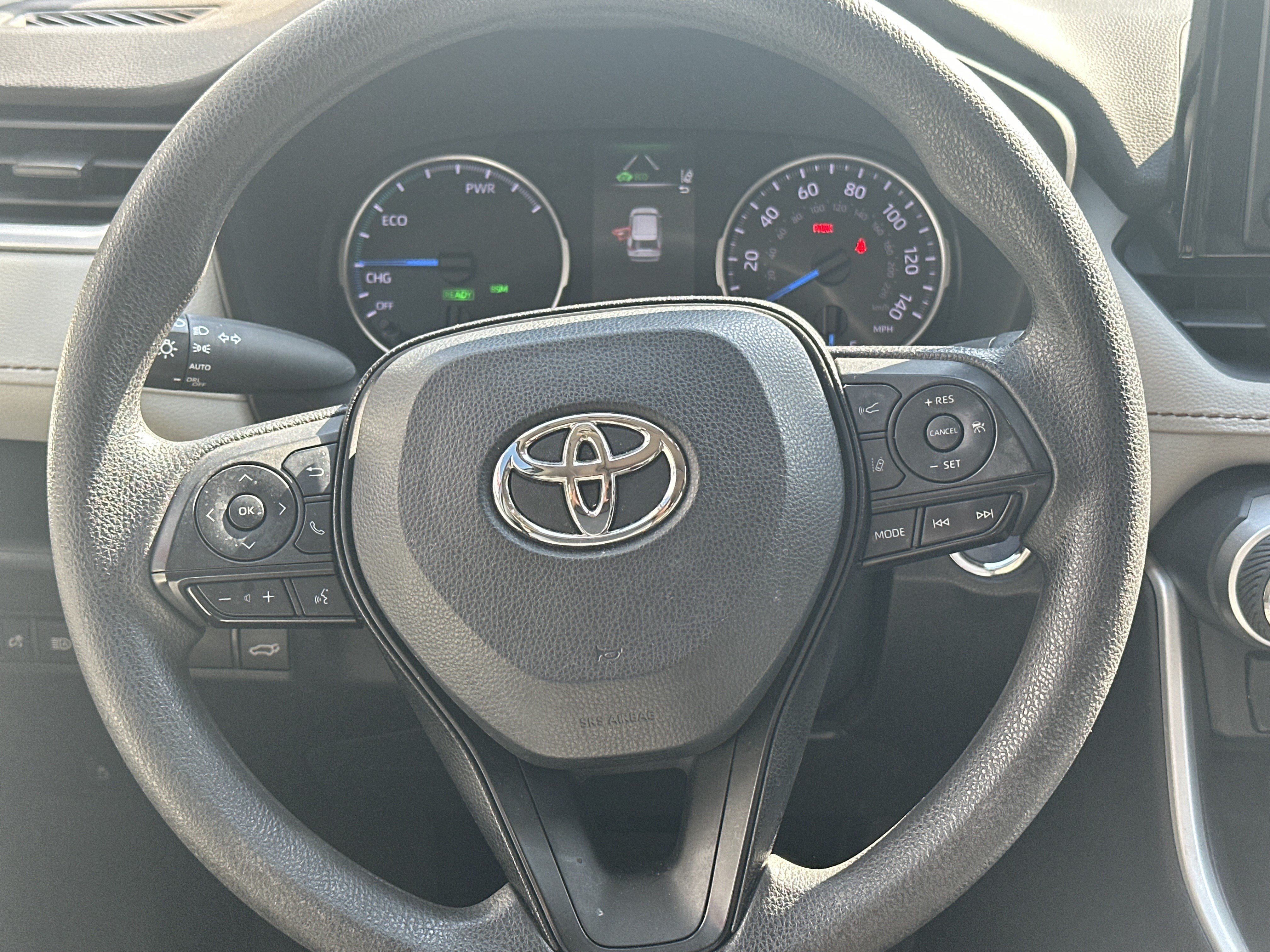 Used 2022 Toyota RAV4 XLE w/ Convenience Package AWD/4WD image 17