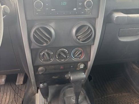 Used 2008 Jeep Wrangler X image 8