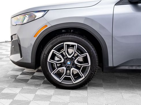 Certified 2025 BMW X2 xDrive28i w/ Premium Package image 36