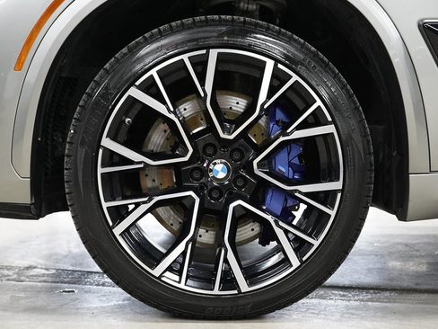 Used 2021 BMW X5 M w/ Competition Package AWD/4WD image 47
