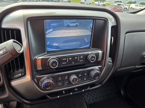 Used 2018 Chevrolet Silverado 1500 LT w/ All Star Edition AWD/4WD image 6