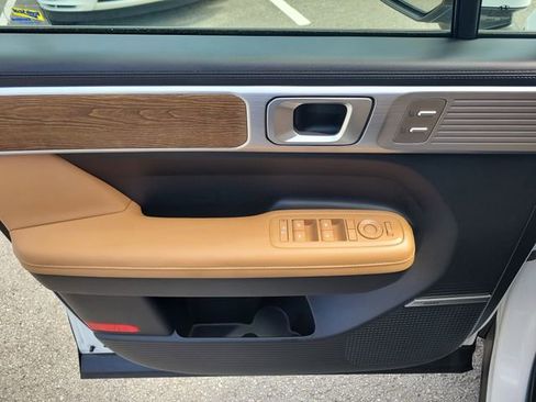 Used 2024 Hyundai Santa Fe Limited image 18