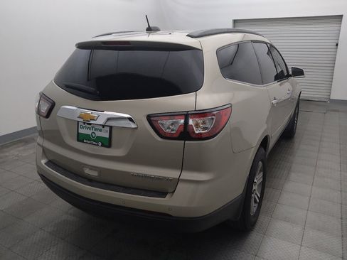 Used 2016 Chevrolet Traverse LT FWD image 7