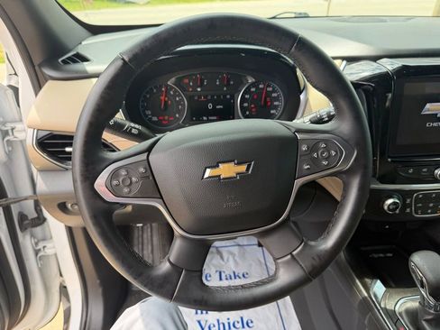 Used 2023 Chevrolet Traverse LT w/ LPO, Cargo Package AWD/4WD image 21