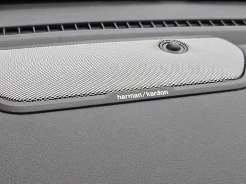 New 2026 RAM 1500 Laramie AWD/4WD image 28