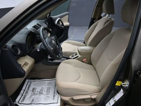 Used 2012 Toyota RAV4 4WD w/ Upgrade Value Pkg image 13