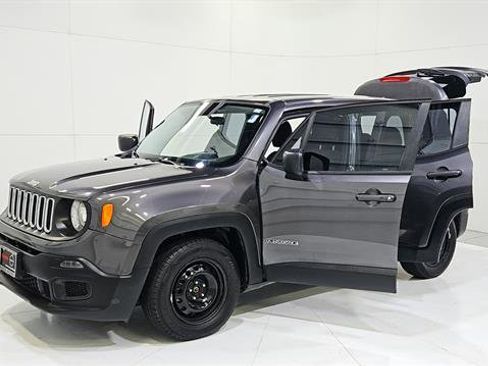 Used 2017 Jeep Renegade Sport w/ Power & Air Group FWD image 30