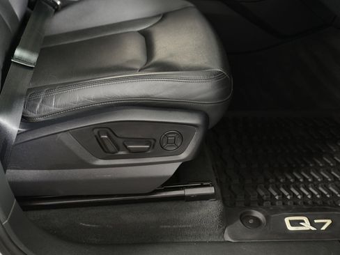 Used 2022 Audi Q7 Premium Plus w/ Premium Plus Package image 10