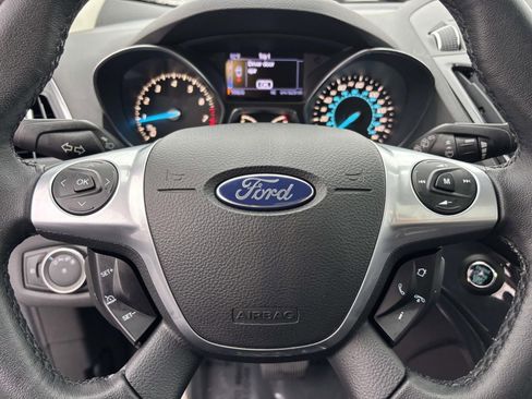 Used 2013 Ford Escape Titanium w/ Parking Technology Pkg image 18