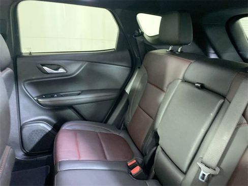 Used 2023 Chevrolet Blazer RS w/ Enhanced Convenience Package image 12