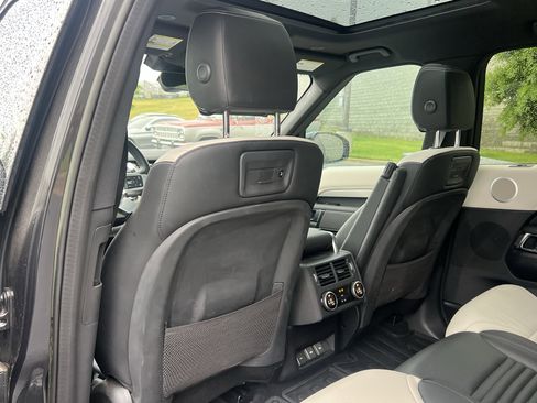 Used 2023 Land Rover Discovery S R-Dynamic AWD/4WD image 32