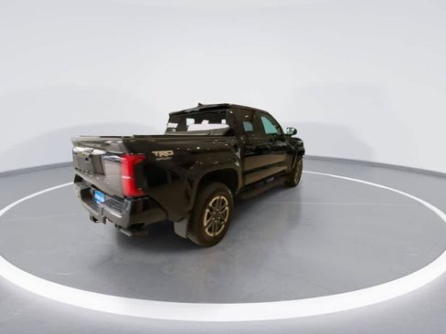 Certified 2024 Toyota Tacoma TRD Sport AWD/4WD image 8