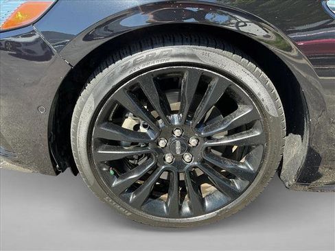 Used 2020 Lincoln Continental Reserve AWD/4WD image 9