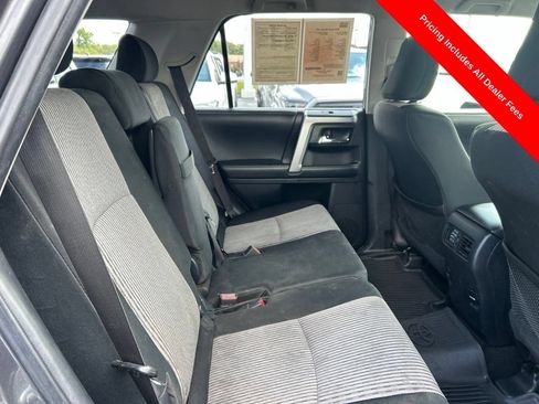 Used 2016 Toyota 4Runner SR5 AWD/4WD image 22