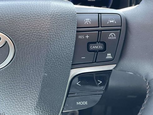 Used 2025 Toyota Camry XLE w/ Premium Plus Package image 23