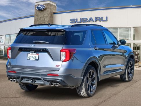 Used 2022 Ford Explorer ST w/ ST Street Pack image 4