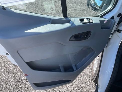 Used 2019 Ford Transit 250 148 Low Roof RWD image 11