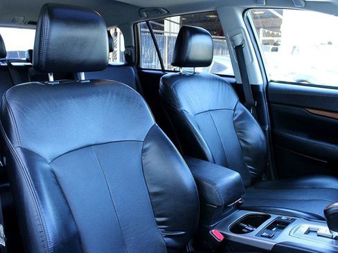 Used 2014 Subaru Outback 2.5i Limited image 21