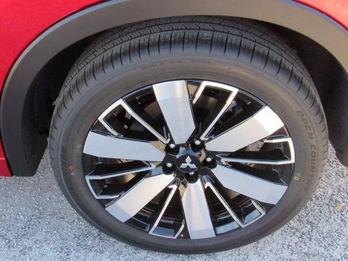 New 2026 Mitsubishi Outlander SEL FWD image 7