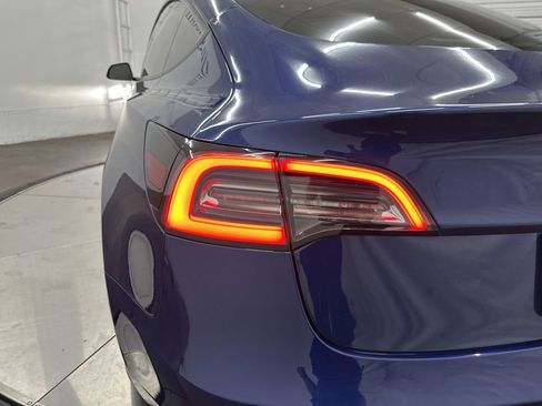 Used 2021 Tesla Model 3 Standard Range Plus RWD image 23