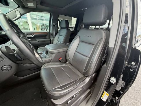 Used 2024 GMC Sierra 1500 Denali w/ Technology Package AWD/4WD image 34