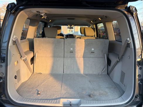 Used 2016 Nissan Quest SV image 12