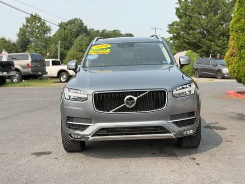Used 2018 Volvo XC90 T6 Momentum w/ Convenience Package AWD/4WD image 3