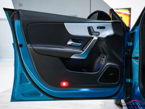 Used 2024 Mercedes-Benz CLA 35 AMG 4MATIC image 41