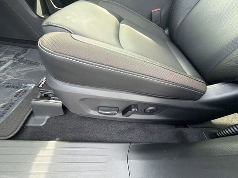 New 2026 Nissan Pathfinder SL w/ SL Premium Package AWD/4WD image 12