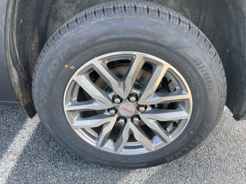 Used 2019 GMC Acadia SLE FWD image 9