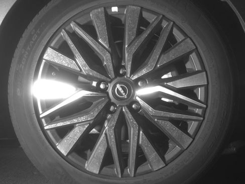 Used 2025 Nissan Altima 2.5 SV image 13