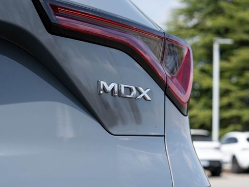 Used 2025 Acura MDX A-Spec image 12