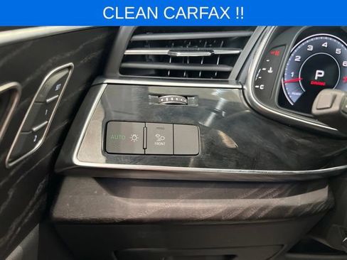 Used 2023 Audi Q8 Premium w/ Convenience Package AWD/4WD image 28