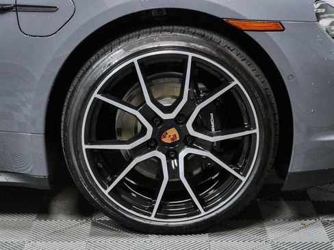 New 2026 Porsche Taycan 4S AWD/4WD image 34