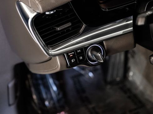 Used 2021 Porsche Panamera image 29