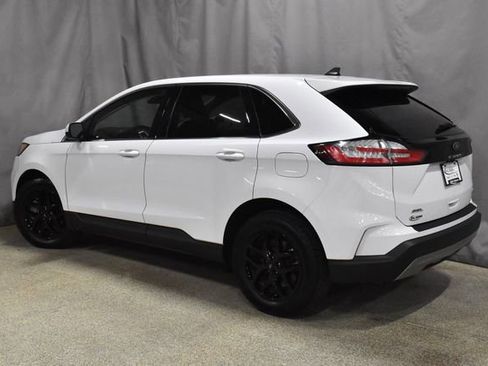 Used 2024 Ford Edge SEL image 4