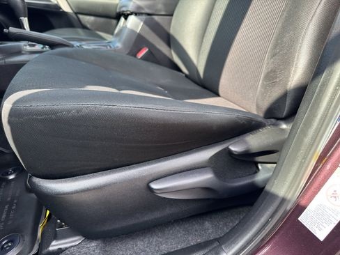 Used 2018 Toyota RAV4 LE w/ All Weather Liner Package AWD/4WD image 12