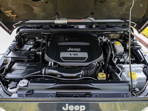 Used 2017 Jeep Wrangler Unlimited Sahara w/ Quick Order Package 24E Chief AWD/4WD image 48