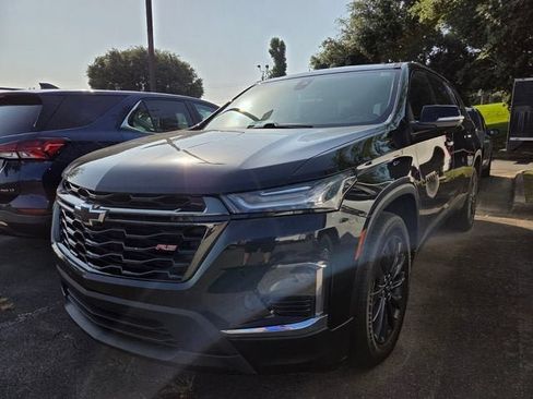 Used 2022 Chevrolet Traverse RS w/ LPO, Floor Liner Package FWD image 5
