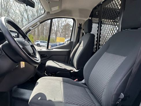 Used 2024 Ford Transit 250 Low Roof AWD w/ Exterior Upgrade Package image 30