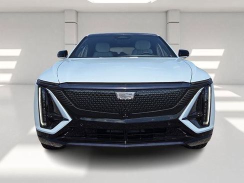 New 2026 Cadillac Lyriq Sport AWD/4WD image 8