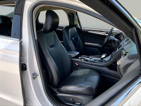 Used 2014 Ford Fusion Titanium FWD image 8