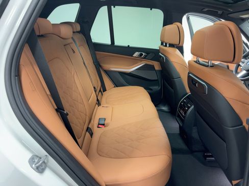 New 2026 BMW X5 sDrive40i w/ M Sport Package RWD image 30