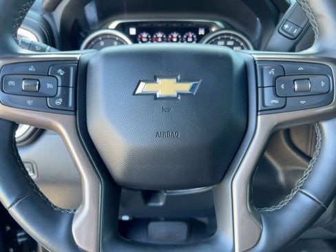 Used 2023 Chevrolet Silverado 3500 High Country image 17