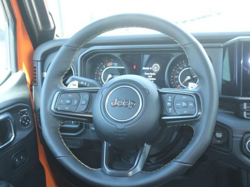 New 2025 Jeep Wrangler Unlimited Rubicon 392 image 6