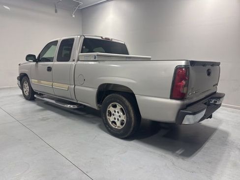 Used 2004 Chevrolet Silverado 1500 LS image 8