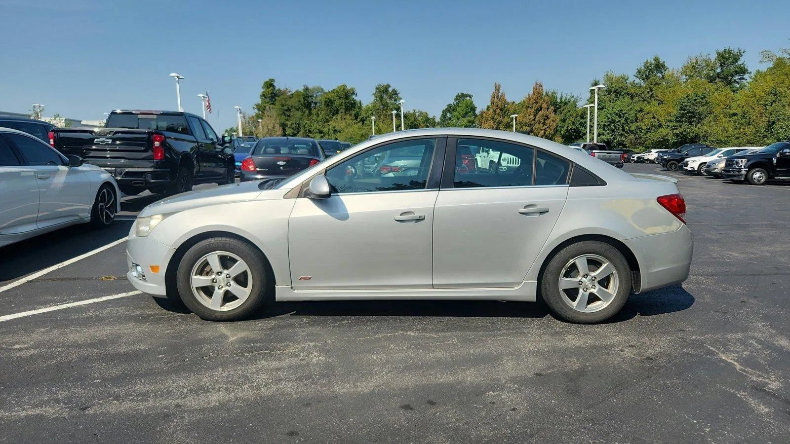 Used 2014 Chevrolet Cruze LT w/ All-Star Edition FWD image 5